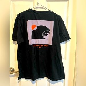 Men’s L quiksilver tee